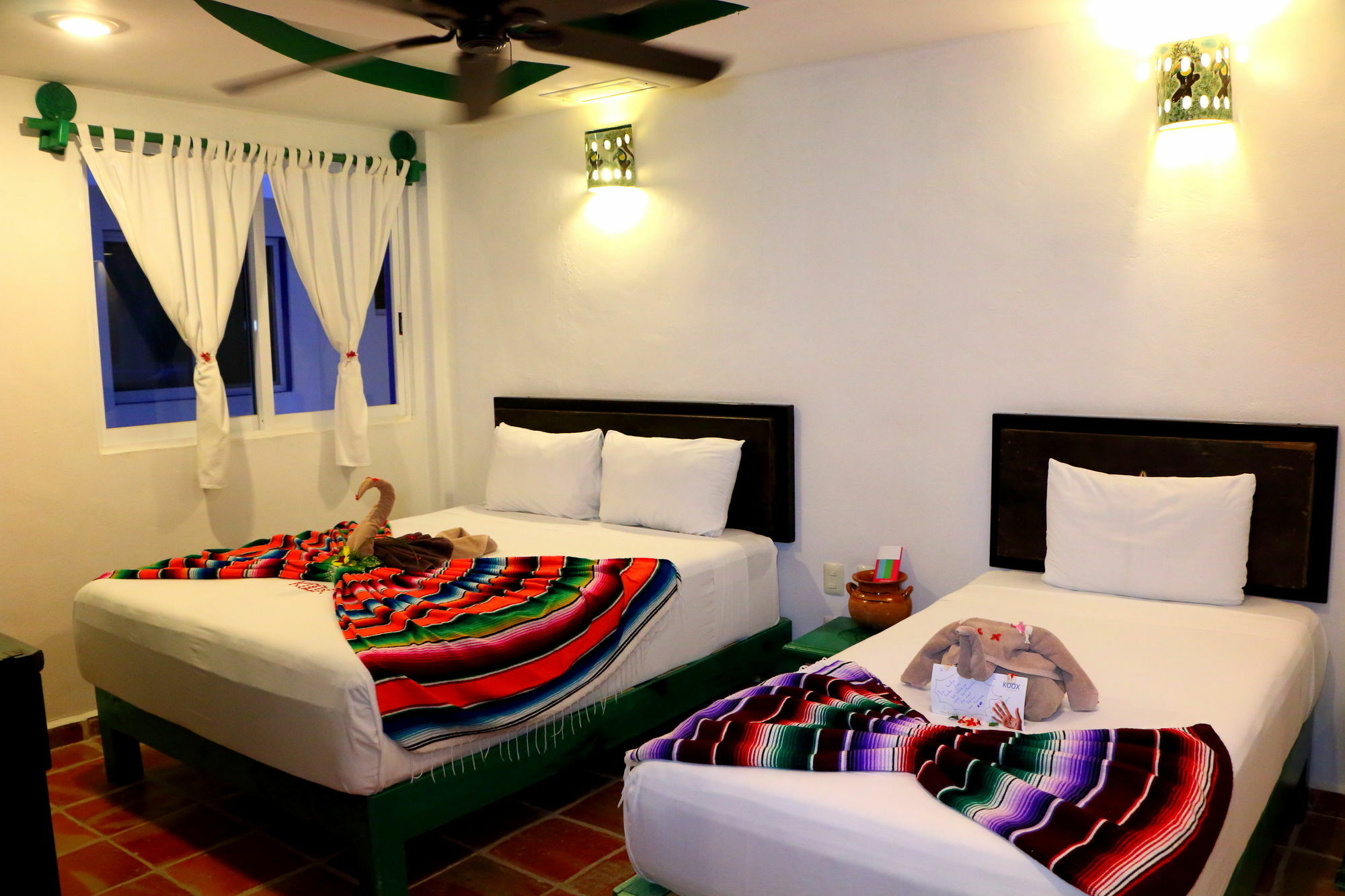Matan Kaan Hotel Mahahual Exterior photo